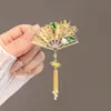 Nova Broche Flor de Leque Estilo Chinês com Borla, Broche de Moda Nicho de Alto Padrão Estilo Antigo, Broche, Acessórios para Cheongsam da Dinastia Han