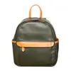 2025 Estilo Caliente Estilo Japonés y Coreano Mochila Pequeña de Moda para Mujer Mochila Pequeña Versátil y a la Moda de Cuero Genuino Bolsa Ligera para Viajes Casuales