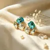 Pendientes geométricos irregulares coloridos de diseño de nicho nuevo, únicos y simples, pendientes para mujer elegantes y versátiles