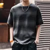 Nueva Camiseta Corta a Rayas Degradadas Estilo Retro Americano para Hombre, Tendencia Otoñal Marca Suelta Casual Top para Hombre
