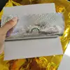 Papel laser de cartão dourado papel laser colorido material laser não enruga tamanho 27X37 lingote dobrado lótus tem ensino