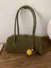 Bolsa Retrô de Nicho Transfronteiriça Feminina Grande Capacidade 2025 Nova Outono e Inverno Casual Bolsa de Ombro Axila Bolsa Almofada para Commuter