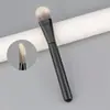 Pincel de Maquiagem Amazon Mais Vendido com Ponta de Dedo Única e Cabeça Inclinada para Contorno de Alto Brilho Corretivo Ferramenta de Beleza Pincel de Maquiagem Atacado
