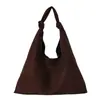 Bolsa de Ombro Única Casual Retrô Grande Capacidade Moda Simples Camurça Pequena Nicho Casual Para o Dia a Dia Tendência Única de Ombro Sob o Braço