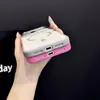 Adequado para iPhone 18 Pro Max, capa de telefone magnética com sensação de pele fosca, capa protetora com moldura de metal tipo armadura para Apple 17