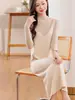 Vestido de punto de lana 100% con escote en V y tirantes largo versátil cómodo hipoalergénico para mujer otoño e invierno nuevo