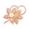 Moda Estilo Coreano e Ecológico Liga Pétalas Duplas Pérolas Grandes Versátil Strass Casaco Broche Prata Fivela de Peito Corsage para Mulheres