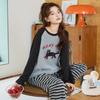 Pijama de Terciopelo Cepillado Estilo Nuevo 2025 para Mujer en Otoño e Invierno Forrado de Polar y Engrosado Dibujos Animados Lindos de Manga Larga Traje Cálido Se Puede Enviar por Cuenta Ajena