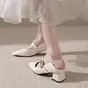 Zapatos Mary Jane cuadrados de estilo francés 2026 para mujer, con una sola tira, corte bajo, tacón grueso, versátiles, cómodos, zapatos de tacón medio para mujer, modernos