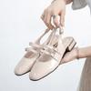 Sandálias Mary Jane estilo Xiaoxiang sapatos femininos primavera e verão novo fivela traseira vazada sapatos vermelho vinho salto baixo grosso sapatos da moda