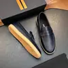 Sapatos Masculinos Slip-on de Couro Genuíno Transfronteiriços ZNA Sapatos Planos Preguiçosos Versátil para o Trabalho Tendência Sapatos Masculinos de Couro Genuíno