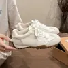 Zapatillas retro estilo alemán para mujer 2026 verano-otoño nuevas zapatillas casuales de suela gruesa zapatillas deportivas con cordones color beige zapatillas versátiles de moda