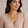 Collar con colgante de bola y cadena de serpiente plana, elegante, retro, exquisita, de múltiples capas, con diseño de hojas y estilo transfronterizo europeo y americano