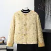 A moda outonal tendência deste ano para mães: roupas de exterior estilosas e joviais, nova coleção de 2026 de blusas estampadas da moda para mulheres de meia-idade e idosas