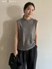 Camiseta sin mangas de cuello alto a media altura de Tencel y lana, estilo de fila simple, top drapeado amigable con la piel, elegancia francesa minimalista