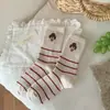 Calcetines para Mujer en Otoño e Invierno Calientes Rojos de Lana Calcetines de Mujer Calcetines de Media Caña con Lazo Lindos de Dibujos Animados Calcetines de Año Nuevo Medias