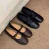 Zapatos vintage tipo Mary Jane redondos y bajos de piel de oveja con una sola tira y cierre de velcro, adecuados para ir al trabajo, zapatillas planas tipo ballet
