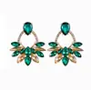 Pendientes de moda personalizados serie Verde aleación irregular incrustados de diamantes luz de lujo pendientes de alta calidad al por mayor transfronteriza europea y americana
