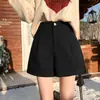 Shorts de lã femininos para outono e inverno 2025, novo estilo para figuras petite, cintura alta, corte A, emagrecedor, casual, solto, shorts bootcut de perna larga