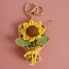 Dulce Colgante de Ramo Tejido a Mano, Elaborado Adorno de Ramo de Flores de Ganchillo de Hilo, Encanto Creativo de Bolso de Flores Hecho a Mano