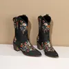 Botas Bordadas 40 Mediana Botas Comercio Exterior Puntiagudas Tela Nueva talla grande 2023 Tacón Medio Zapatos de Mujer Botas de Moda 43 Manga