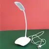 Fornecimento direto presente dormitório leitura e aprendizagem proteção para os olhos carregamento USB 18 contas de lâmpada LED três velocidades toque escurecimento lâmpada de mesa
