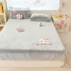 Sábana de Cama Bordada Patchwork de Leche para Otoño e Invierno Serie de Avatares Lindos Pieza Individual Juego de Tres Piezas Cubrecama Opcional Funda Protectora Antideslizante