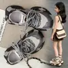 Zapatos Deportivos para Niños 2026 Nuevo Otoño Zapatos tipo Papá para Niños Suela Suave Antideslizantes de Cuero Zapatos Casuales para Niños Medianos y Grandes