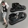 Sandalias de celebridad de internet estilo hada, nuevo modelo de verano 2026 para estudiantes, versátiles sandalias romanas de plataforma de suela gruesa para uso casual al aire libre