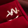 Anillo Abierto Ajustable de Letra Inglesa Personalizada Más Vendido Transfronterizo Lleno de Piedras de Circonita Moda Nuevo Estilo Venta Directa de Fábrica