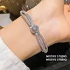Beleza Brilhante~Pulseira de Flor Dupla Camada com Zircônia Galvanizada a Ouro 18K Real, Toque de Luxo Leve de Alta Qualidade, Joia de Mão de Nicho para Mulheres