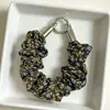 Nuevo brazalete de tela plisado floral pequeño vintage, cordón corto para teléfono, correa versátil para llavero, en stock