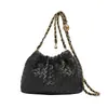 Nova Bolsa Feminina Nuvem Amassada Moda Pequena Bola Dourada Bolsa Tecida à Mão Estilo Chanel Outono Bolsa de Ombro Único Transversal