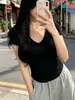 Camiseta de manga corta con cuello en V estilo Pure Desire para mujer, nueva camiseta de verano estilo coreano corta, sexy, con base irregular, para mujer, de moda
