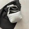 Bolso Retro Sencillo para Mujer 2026 Otoño Nuevo Estilo Elegante Temperamento Bolso de Hombro Debajo del Brazo Moda para Viajes Diarios Bolso Cruzado