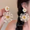 Collar Colgante Flor Estrella Aguja de Plata Pendientes de Moda Simples Dulces Pendientes de Estilo Nicho para Vacaciones Versátiles Pendientes al por Mayor para Mujeres