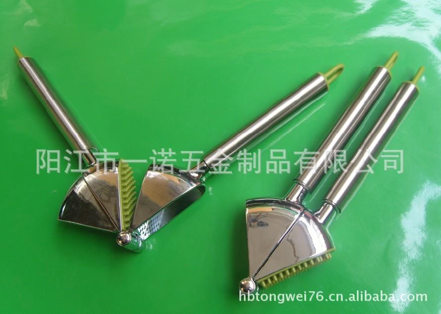 A-018GA锌合金压蒜器,蒜茸压,大蒜辗压器总长20CM,