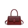 Bolsa de Hombro Individual Nueva de Moda Otoño 2026 Estética Simple Cuadrada Cruzada Personalidad Patchwork Moda de Mano para Mujer