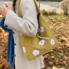 Bolso de Hombro Nuevo de Felpa Bordado con Flores para Otoño e Invierno, Bolso Tote Dulce de Nicho, Bolso Versátil Coreano para el Trabajo, Bolso de Axila