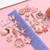 Acessórios de Pingente de Flor Margarida de Liga Metálica com Esmalte Rosa Misto DIY para Pulseiras, Colares e Pingentes de Chaveiro