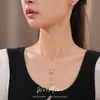 Collar de gota de agua de circón, cadena de clavícula de lujo ligero de nicho de alta gama, elegante y único, conjunto de joyería simple y versátil al por mayor