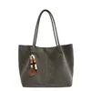 Bolsa Tote Grande Capacidade da Moda para o Trabalho Feminina Inverno Novo Estilo Bolsa Saco Textura Retrô Nicho Ombro Único Bolsa de Axila