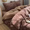 Juego de ropa de cama de cuatro piezas de terciopelo de leche para invierno, acolchado engrosado y forrado de felpa, sábana doble y funda de edredón