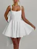 Vestido Doce Costas Nuas com Laço Grande e Alças para Mulheres, Novo Estilo de Outono com Padrão Único de Espinha de Peixe e Saia Curta