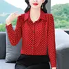 Foto Real de Nuevos Tops de Manga Larga Estilo Otoño 2025, Camisas Elegantes de Lunares que Reducen la Edad, Camisas de Talla Grande para Mujer