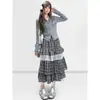 Camiseta de Manga Larga Gris Estilo Chanel con Cuello Polo y Doble Cremallera para Mujer, Colección Otoño 2026, Top Corto Ajustado Petite que Ceñe la Cintura