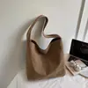 Bolso Tote Mujer 2026 Nuevo Gran Capacidad Retro Viaje Vacaciones Commuting Bolso de Hombro Único Portátil Bolso de Mujer Bolso de Alto Valor