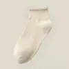 Meias para mulheres, meias curtas, meias de algodão de cor sólida, meias curtas esportivas para estudantes, meias casuais dopamine na moda, meias de barco em cor doce