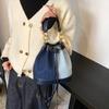 Bolsos de Comercio Exterior Bolsos de Mujer 2025 Nuevo Diseño Nicho Transfronterizo Retro Denim Estampado Antiguo Versátil Un Hombro Cruzado Cubo