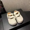 Pantuflas de punta abierta para mujer para usar en exteriores, nuevas y populares de otoño 2026, zapatos de mujer elegantes y modernos, zapatos Birkenstock versátiles e informales de celebridad de internet